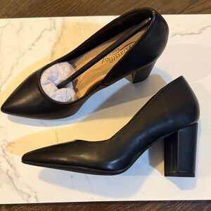 Cityclassified Black Pointed Toe Heels - US size 6.5 Womens